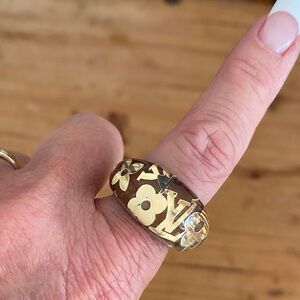 Resin Ring!